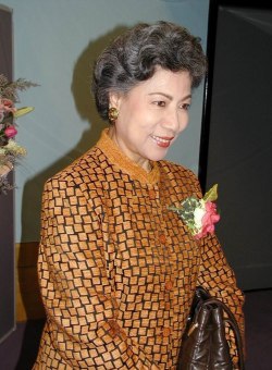 Хелена Ло Хелена Ло