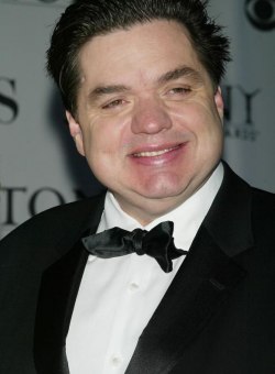 Оливер Плэтт Оливер Плэтт