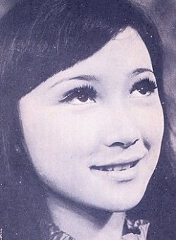 Лань Чи Лань Чи