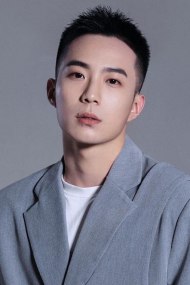 章博予