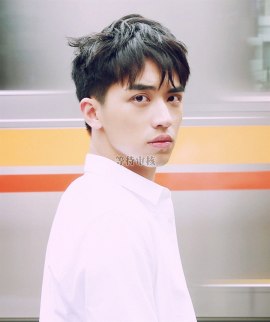 Сюй Вэйчжоу