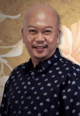 梁拯康