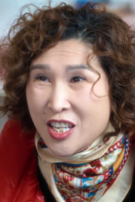 张小英